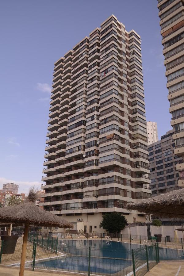 Apartamentos Acuarium II Benidorm Luaran gambar